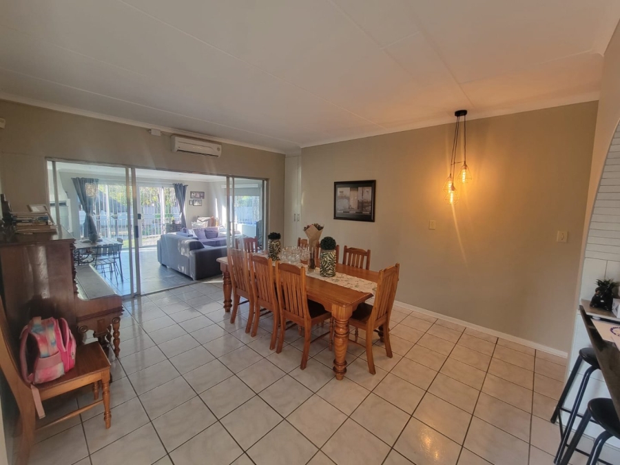 5 Bedroom Property for Sale in Suidrand Free State